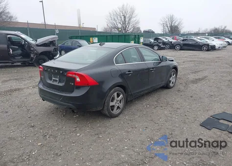 2012 Volvo S60 T5 из США, поврежденный, VIN YV1622FSXC2101171